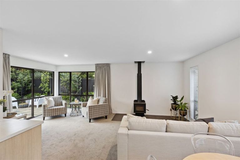 Photo of property in 14 Lascelles Street, Saint Martins, Christchurch, 8022