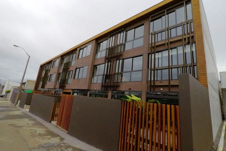 Photo of property in Vedado Apartments, 209/41u Hopper Street, Mount Cook, Wellington, 6011
