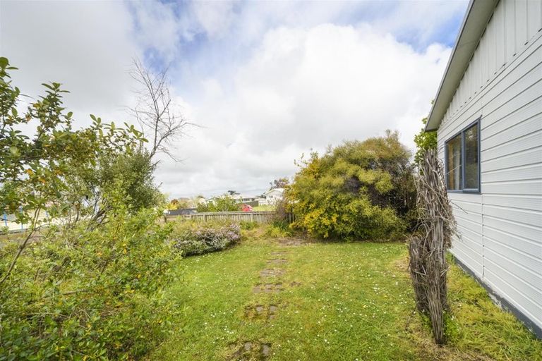 Photo of property in 6 Purnell Place, Marton, 4710