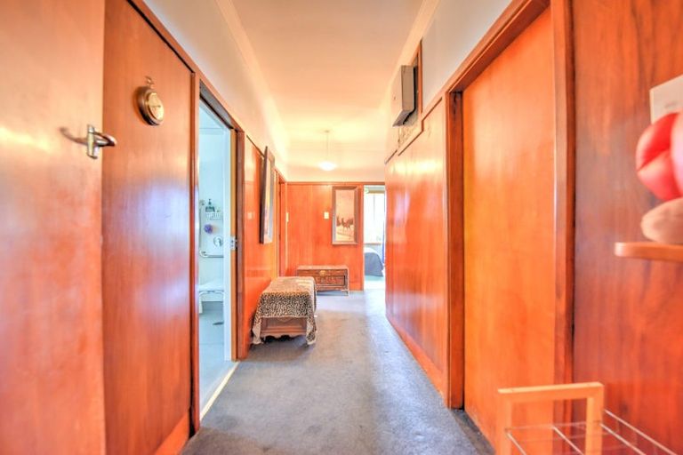 Photo of property in 28 Mandeville Road, Hokonui, Winton, 9782