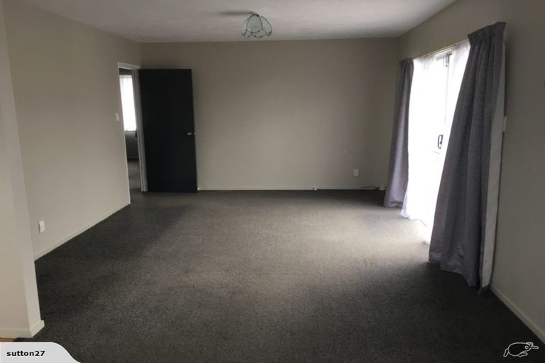 Photo of property in 2/22 Matlock Street, Woolston, Christchurch, 8062