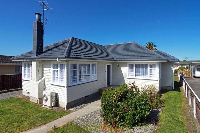 Photo of property in 107 Dixon Street, Masterton, 5810