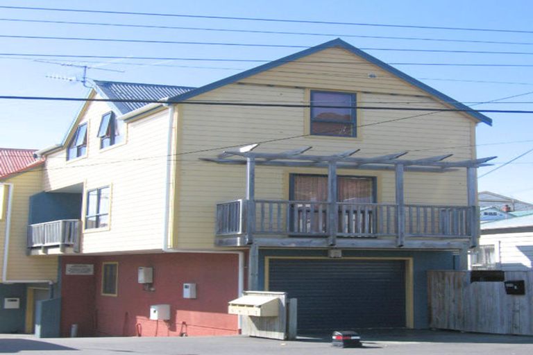 Photo of property in 2/111 Hanson Street, Newtown, Wellington, 6021
