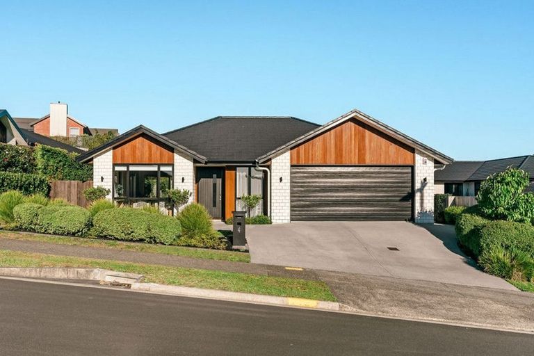 Photo of property in 4 Materawaho Way, Pyes Pa, Tauranga, 3112