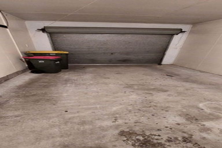 Photo of property in 2/100 Cargill Street, Papakura, 2110