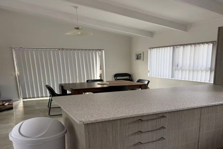 Photo of property in 18 Manuka Drive, Whangamata, 3691