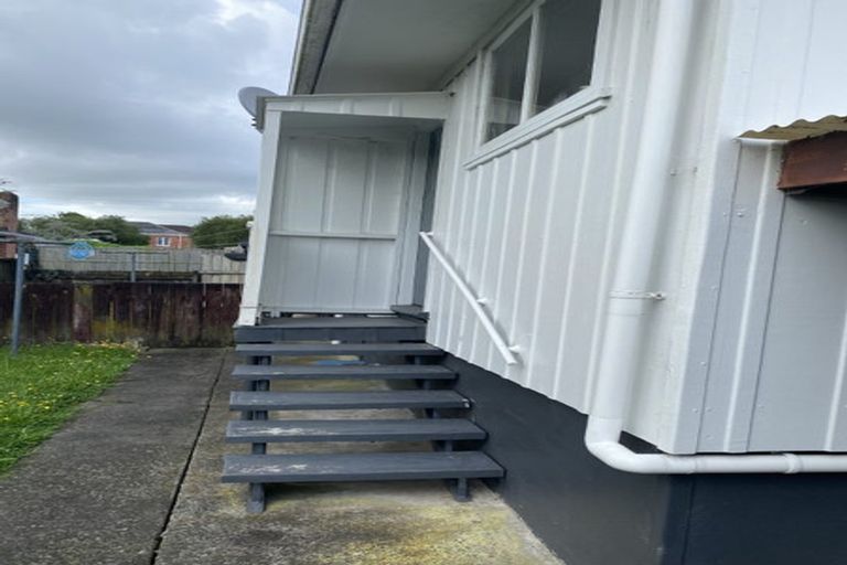 Photo of property in 4/49 Miro Street, New Lynn, Auckland, 0600