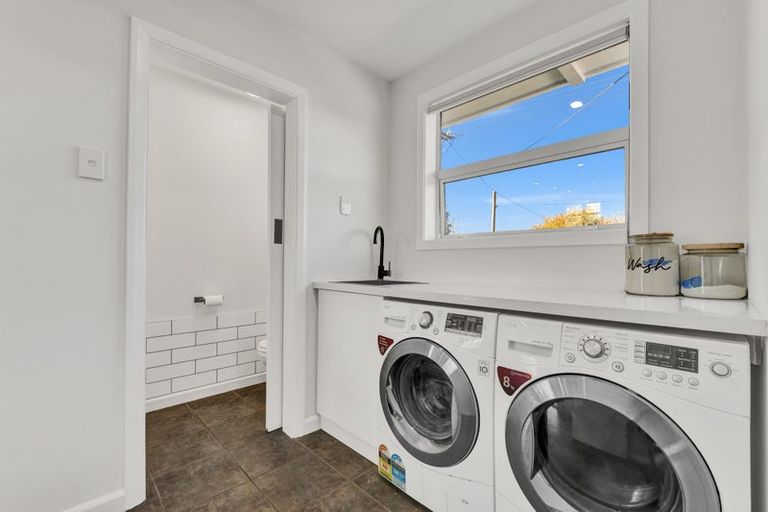 Photo of property in 7 Oakhampton Street, Hornby, Christchurch, 8042
