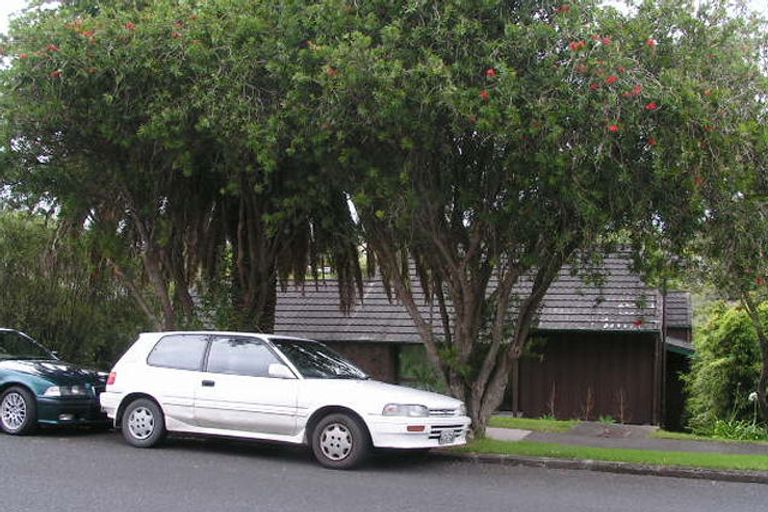 Photo of property in 1/15 Hart Road, Hauraki, Auckland, 0622