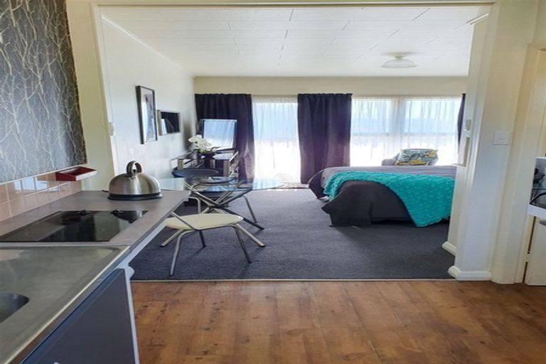 Photo of property in 2/46 Evans Street, Maori Hill, Timaru, 7910