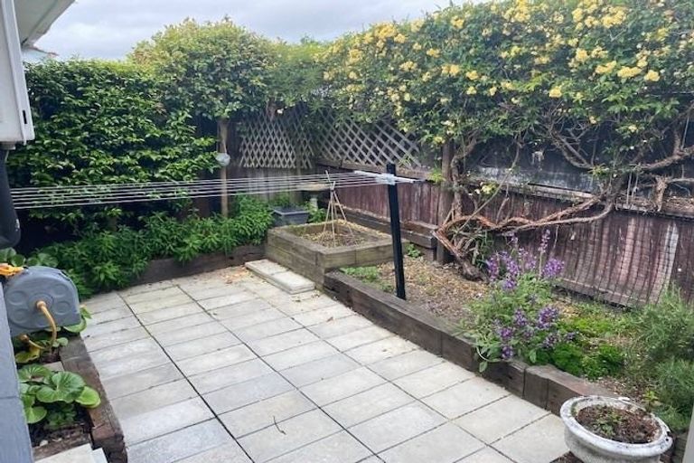 Photo of property in 3/5 Coles Place, St Albans, Christchurch, 8014