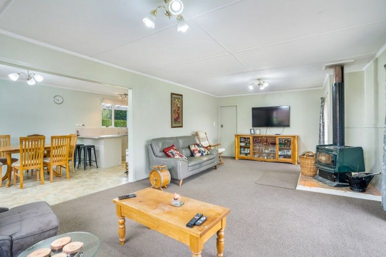 Photo of property in 79 Egerton Road, Winton, 9781