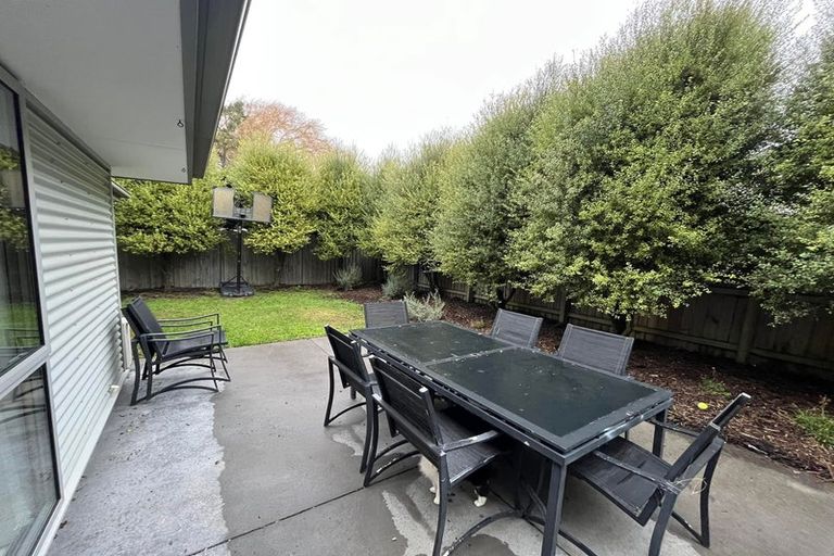 Photo of property in 172f Edgeware Road, Edgeware, Christchurch, 8013