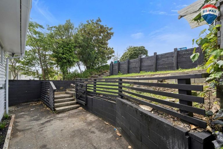 Photo of property in 86 Holborn Drive, Stokes Valley, Lower Hutt, 5019