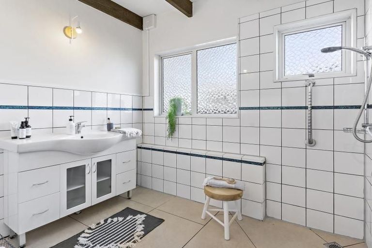 Photo of property in 8 Reading Street, Greytown, 5712