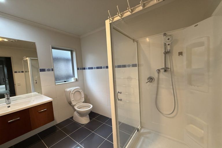 Photo of property in 44 Baverstock Road, Flat Bush, Auckland, 2016