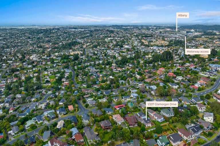 Photo of property in 1/207 Glamorgan Drive, Torbay, Auckland, 0630