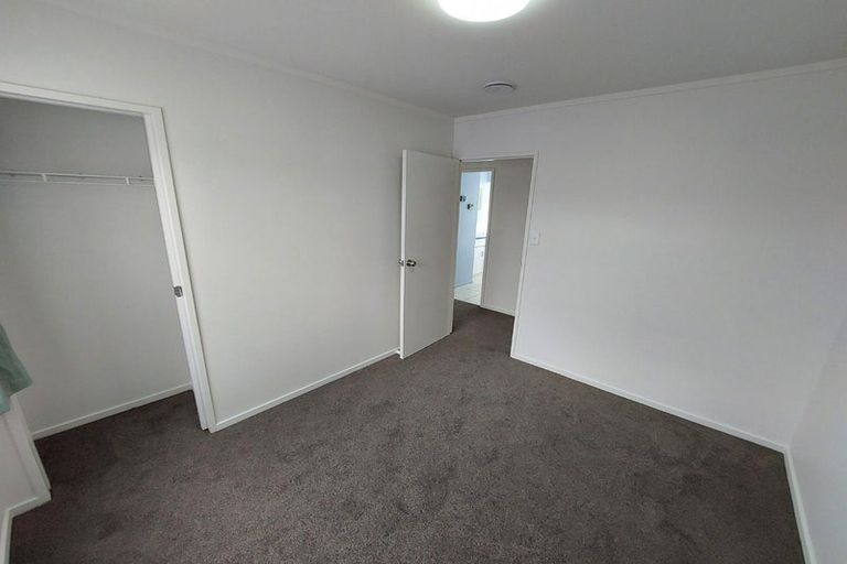 Photo of property in 10 Lacebark Court, Titirangi, Auckland, 0604