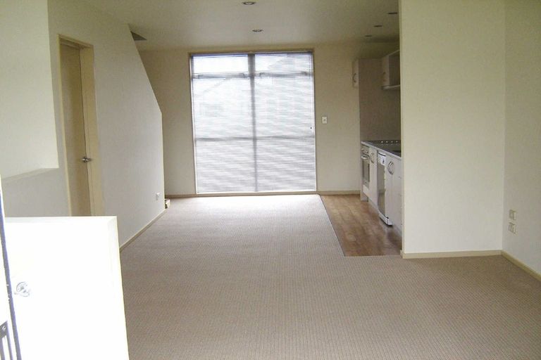 Photo of property in 3/54 Champion Street, Edgeware, Christchurch, 8013