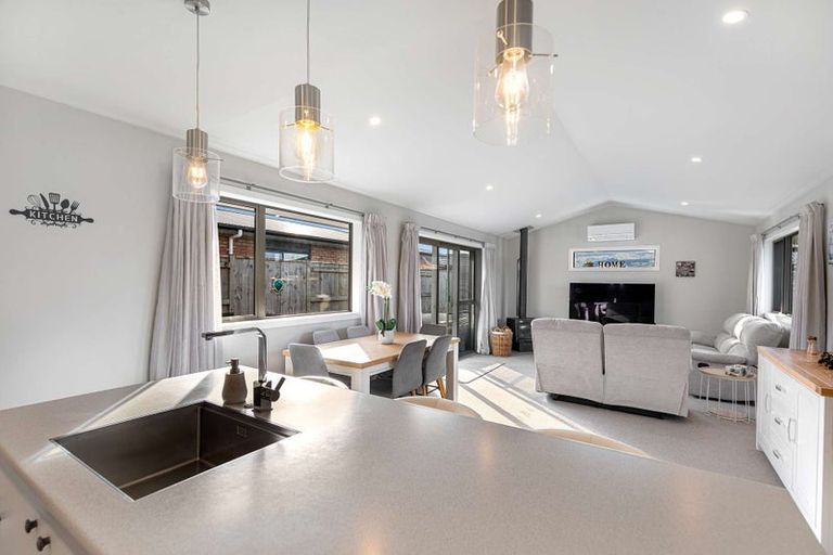 Photo of property in 28 Monarch Drive, Ashhurst, 4810