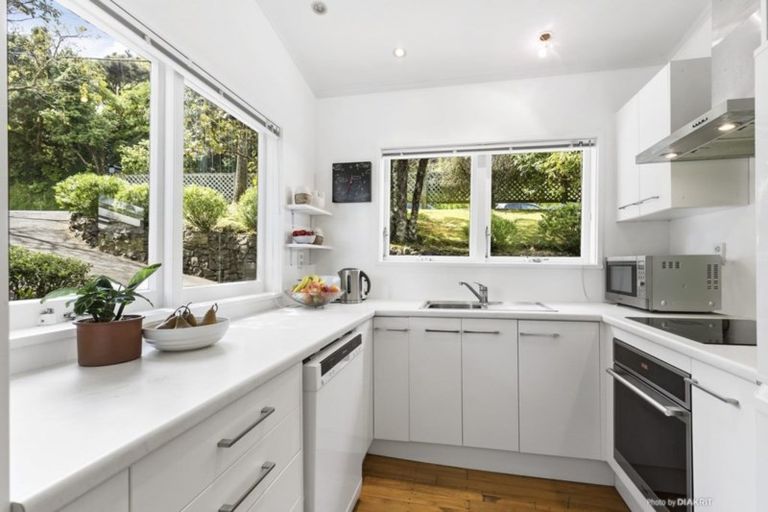Photo of property in 92 Mairangi Road, Wadestown, Wellington, 6012