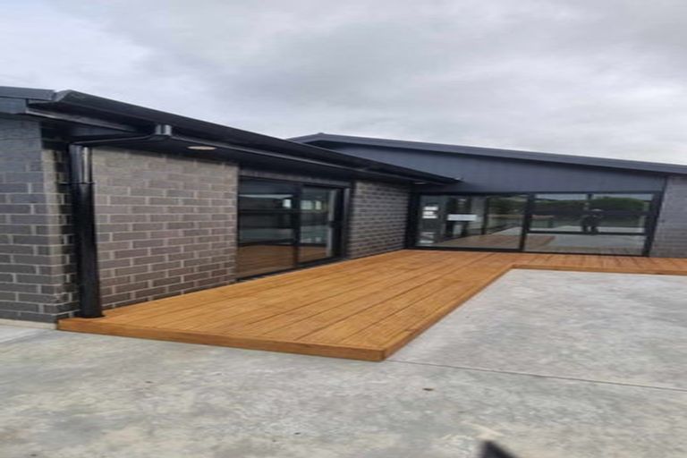 Photo of property in 12 Maxwell Avenue, Durie Hill, Whanganui, 4500