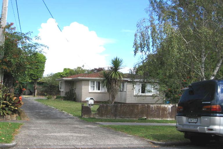 Photo of property in 18 Mayville Avenue, New Lynn, Auckland, 0600