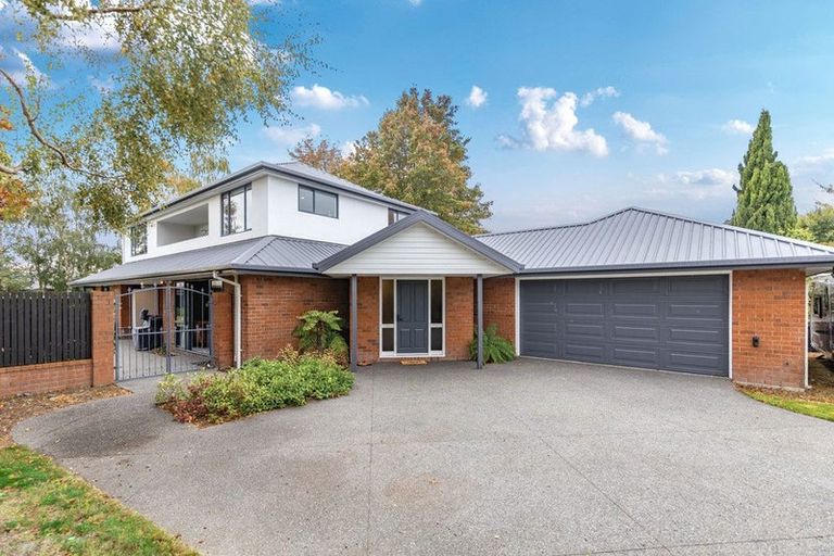 Photo of property in 24 Eders Road, Woodend, 7610