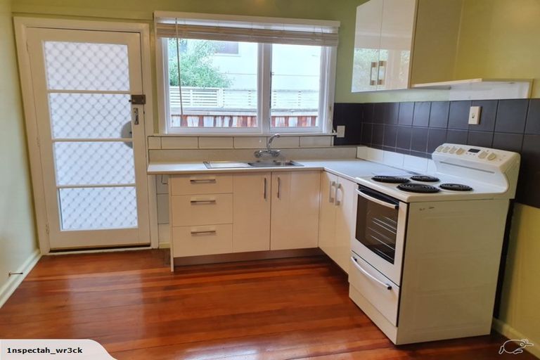 Photo of property in 3/1012 Colombo Street, St Albans, Christchurch, 8014