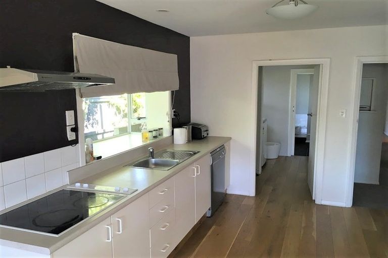 Photo of property in 21 Toorak Avenue, Avonhead, Christchurch, 8042