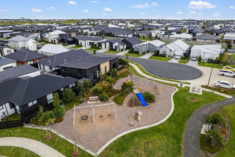 Photo of property in 73 Pasture Way, Papamoa, 3118