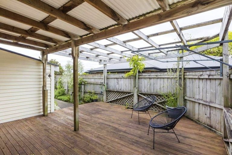 Photo of property in 31 Frederick Street, Terrace End, Palmerston North, 4410