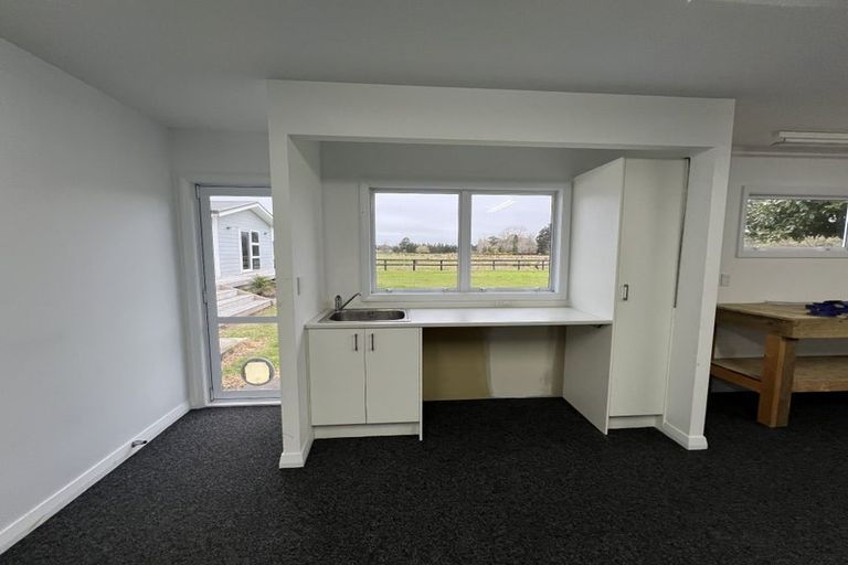 Photo of property in 171 Boord Crescent, Kumeu, 0891