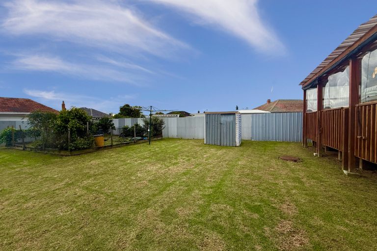 Photo of property in 16 Tyrone Street, Otara, Auckland, 2023