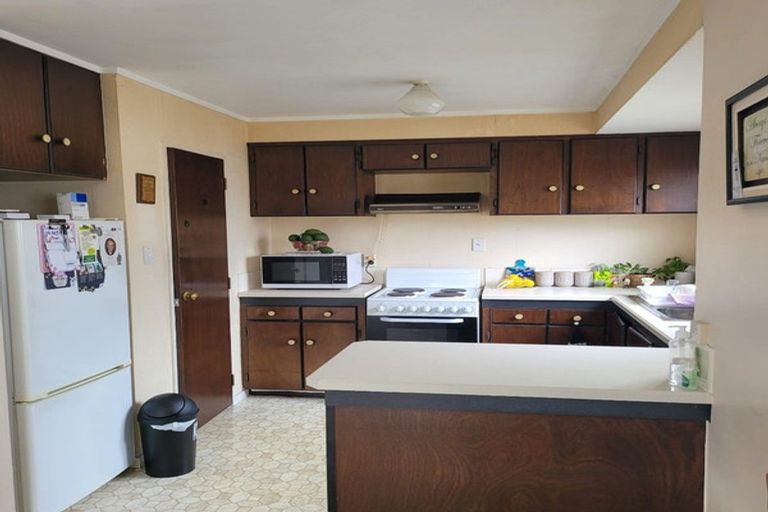 Photo of property in 2/66 Marne Road, Papakura, 2110