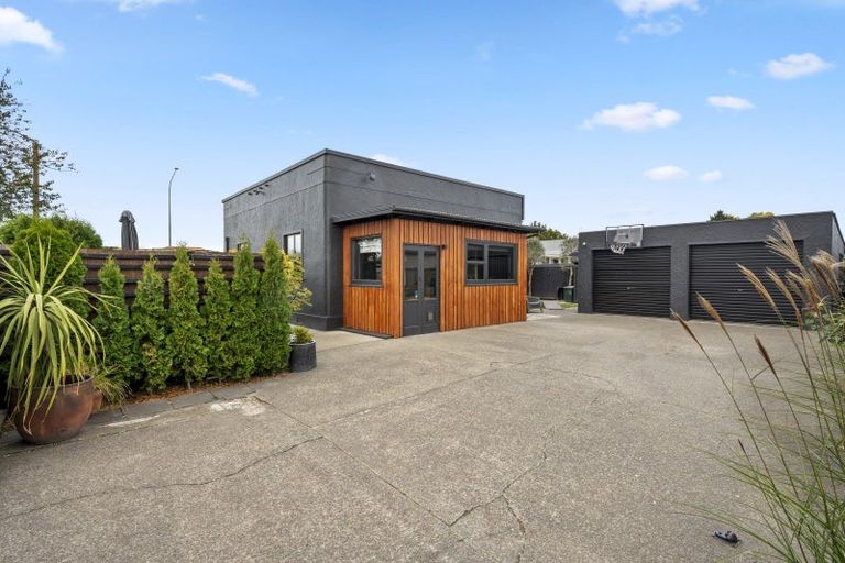 Photo of property in 54 Church Road, Taradale, Napier, 4112