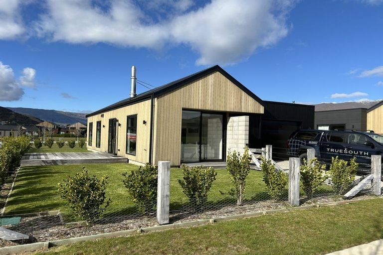 Photo of property in Northlake, 25 Gladbrook Street, Wanaka, 9305