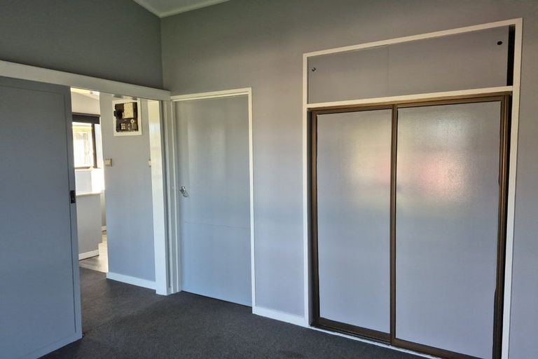 Photo of property in 1-12/71 Main Street, Mataura, 9712