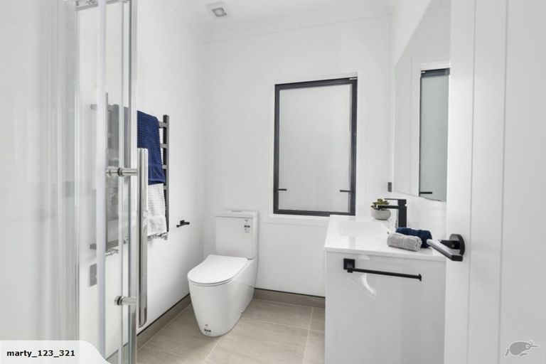 Photo of property in 13 Pacific View, Whitby, Porirua, 5024