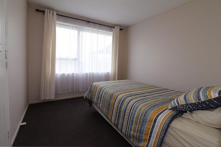 Photo of property in 2/2 Lee Road, Taradale, Napier, 4112