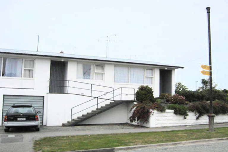 Photo of property in 4/3 Te Weka Street, Maori Hill, Timaru, 7910