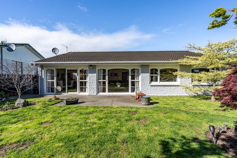 Photo of property in 30 Cruickshank Crescent, Rosedale, Invercargill, 9810