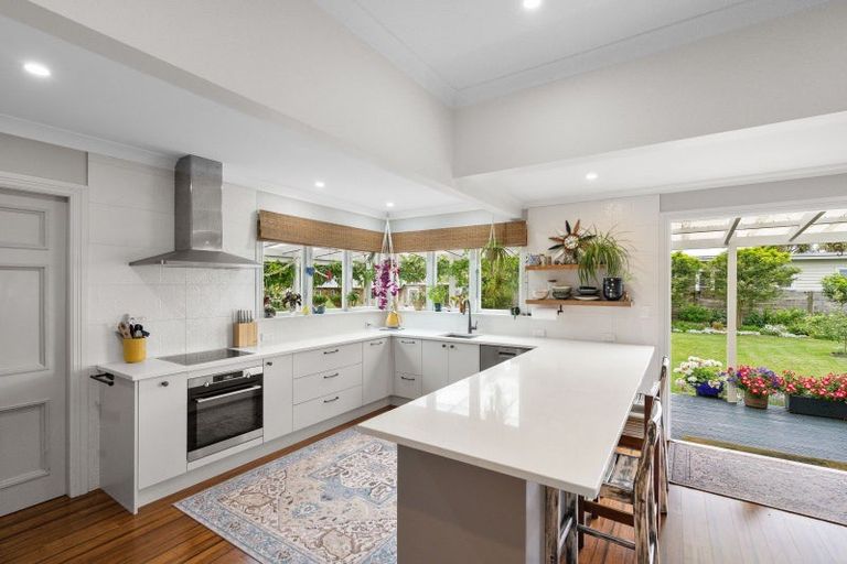 Photo of property in 37 Kiharoa Street, Otaki Beach, Otaki, 5512