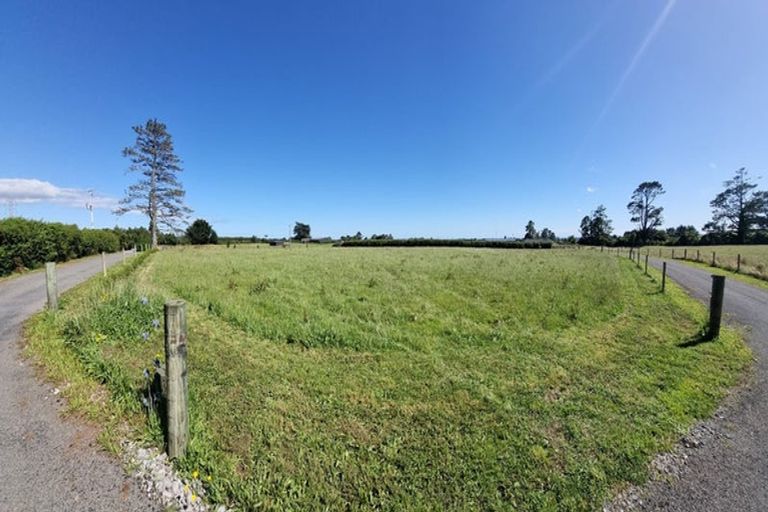 Photo of property in 1529 Egmont Road, Egmont Village, 4386