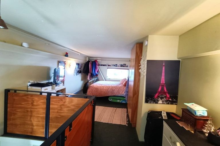 Photo of property in Qba Apartments, 1b/51 Webb Street, Mount Cook, Wellington, 6011