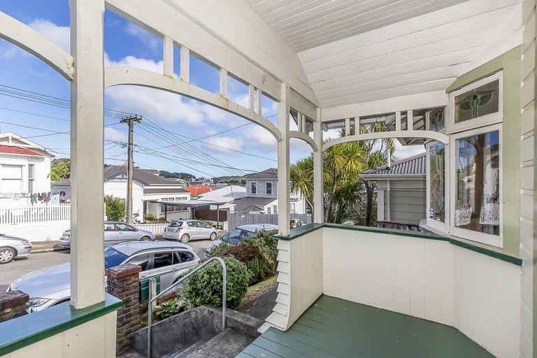 Photo of property in 5 Douro Avenue, Newtown, Wellington, 6021