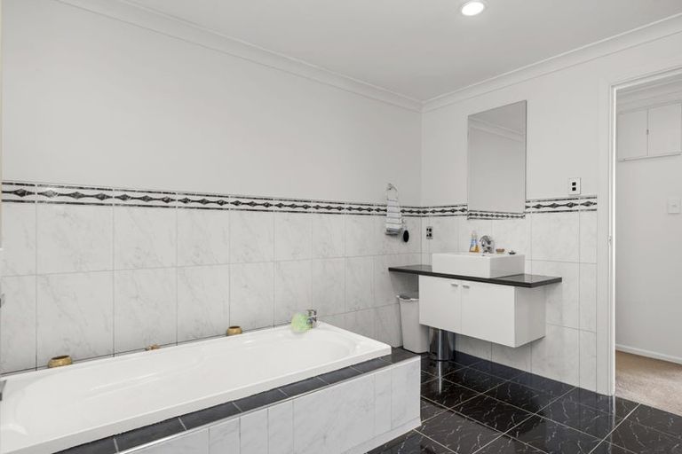 Photo of property in 53 Robinson Street, Cambridge, 3434