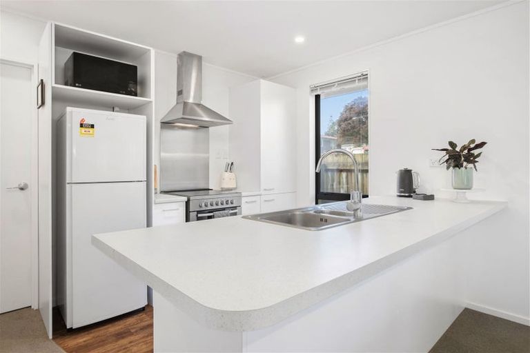 Photo of property in 17a Mellsop Avenue, Waiuku, 2123