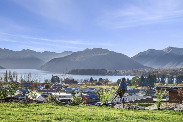 Photo of property in Meadowstone Alpha Series, 24 Jade Drive, Wanaka, 9305