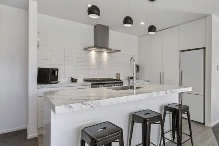 Photo of property in 70b Prospect Terrace, Pukekohe, 2120